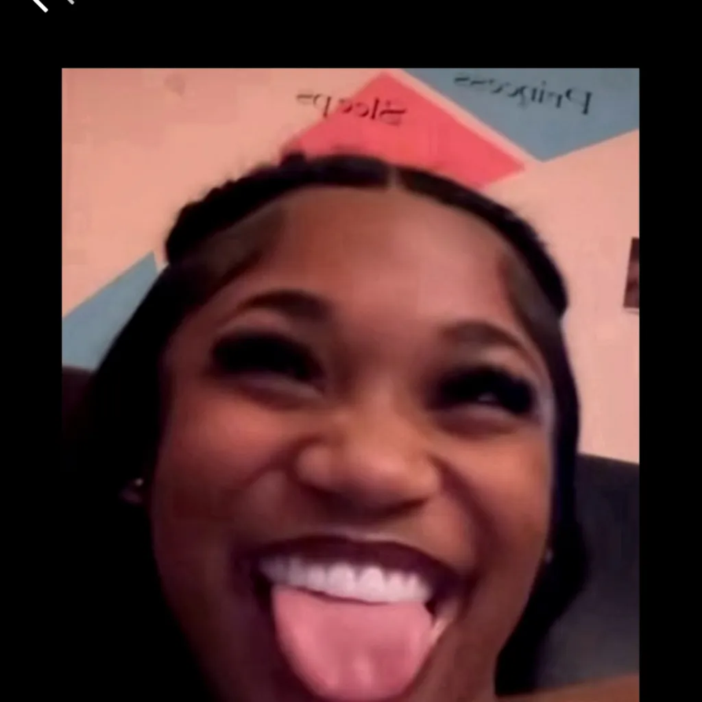 chat with ai character: Bunna b