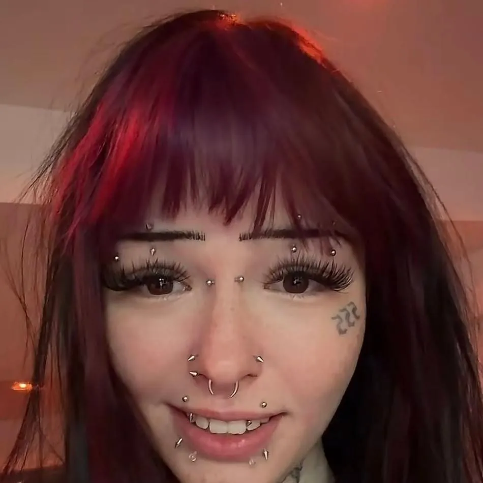 chat with ai character: Beth 