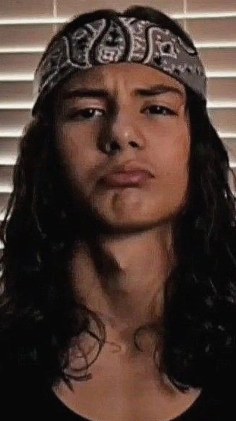 ai character: Miguel mora  background