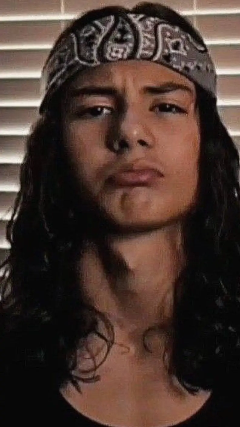 ai character: Miguel mora  background