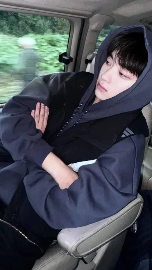 ai character: Wu Bi background