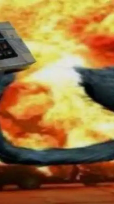 ai character: el explota casas background