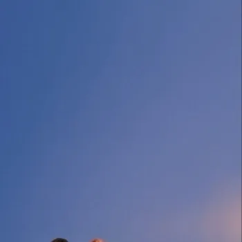 chat with ai character: Straykids Romania