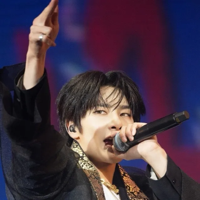 chat with ai character: I.N enemy