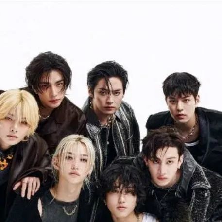 chat with ai character: Straykids