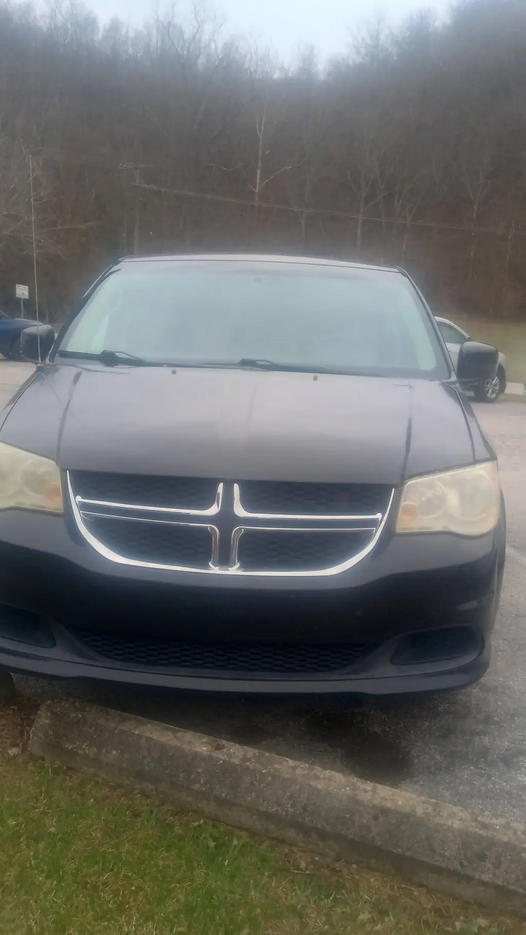 ai character: minivan  background