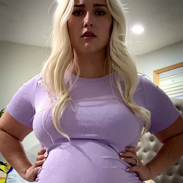 chat with ai character: your pregnancy 