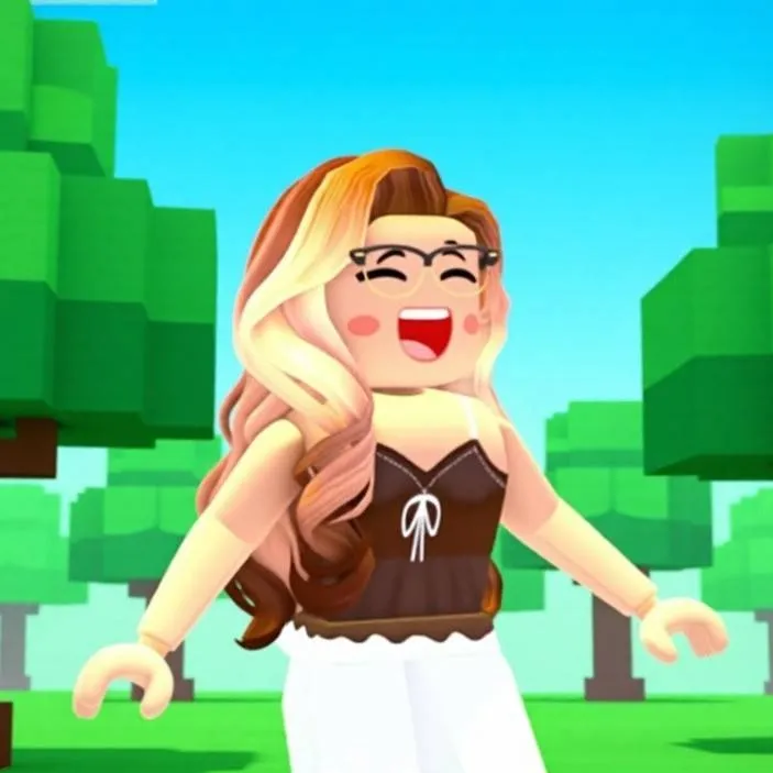 chat with ai character: sunny vore Polina 