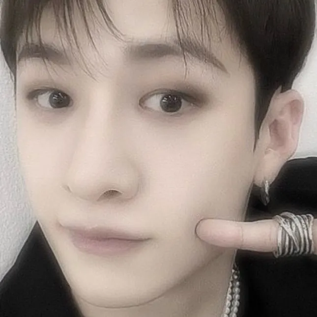 chat with ai character: Bangchan 