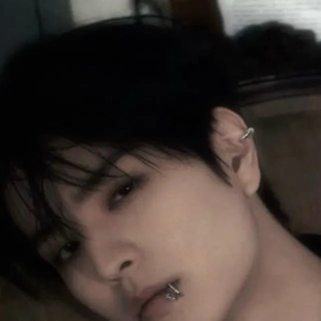 chat with ai character: Seungmin 