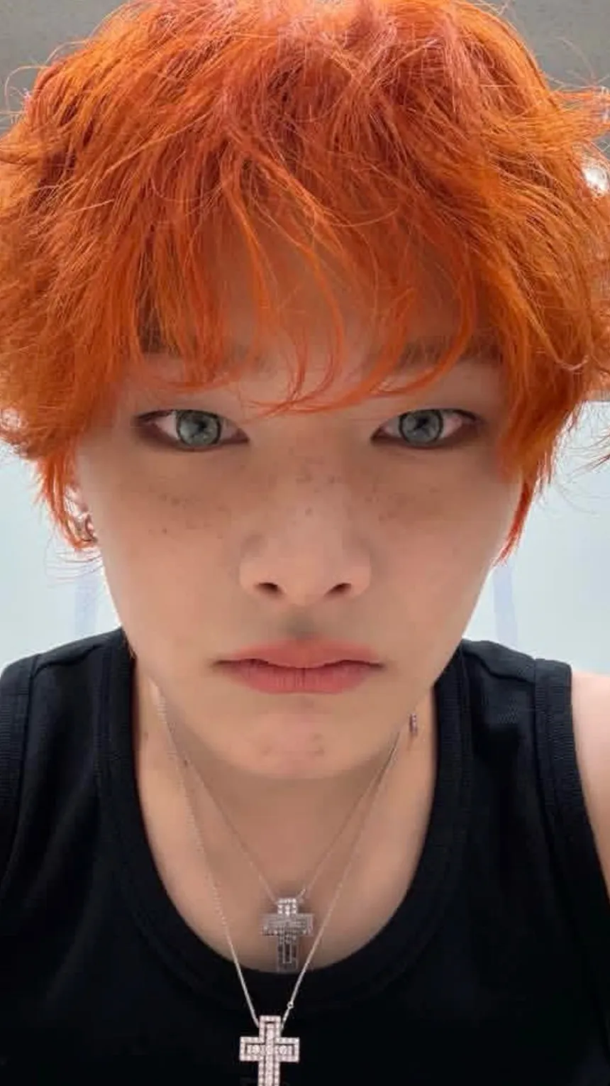 ai character: I.N background