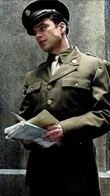 ai character: B ucKy background