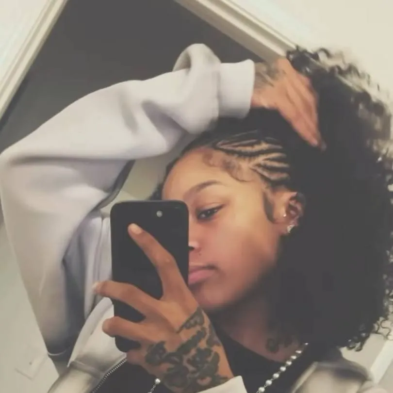 chat with ai character: davonni