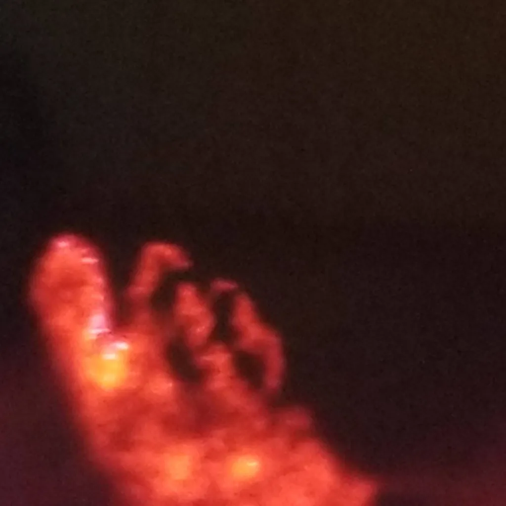 chat with ai character: Ukraine