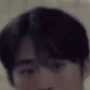 chat with ai character: Gyeong-su...