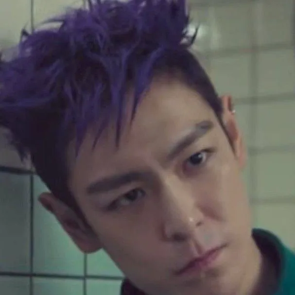 chat with ai character: Legend Thanos