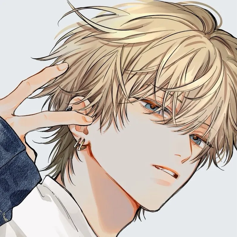 chat with ai character: Lucas ❤️🤍🌷