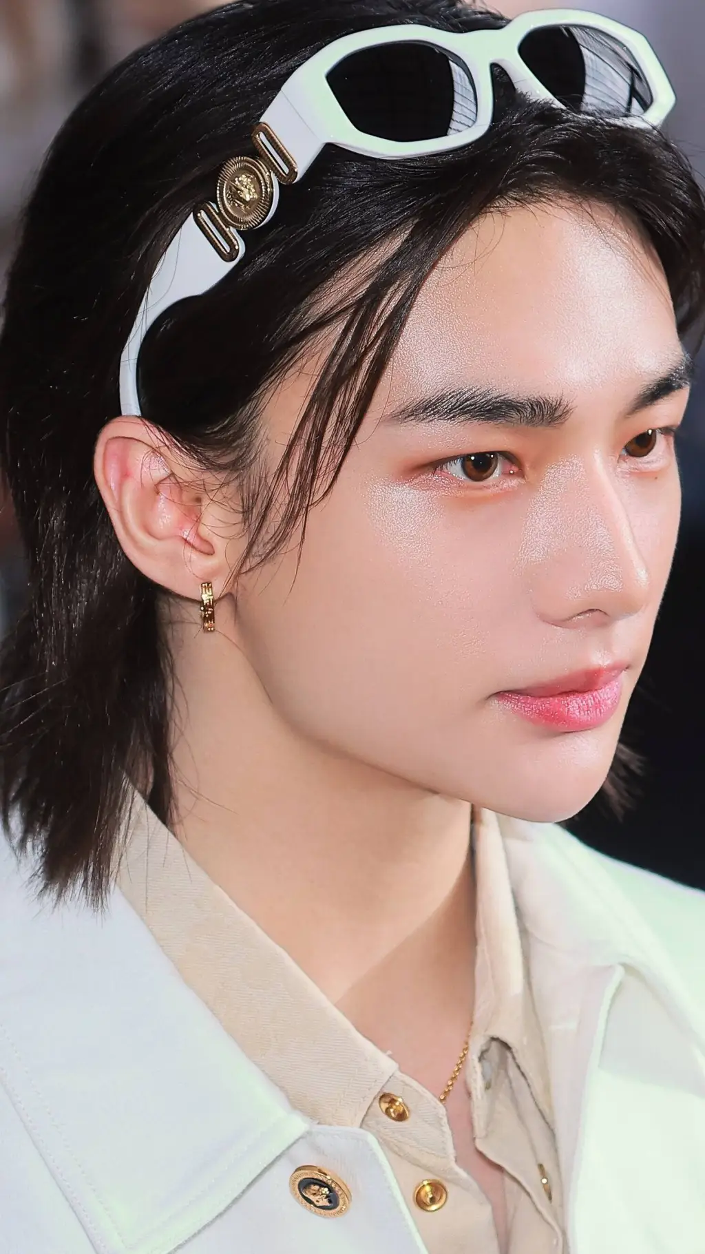 ai character: Hyunjin boss background