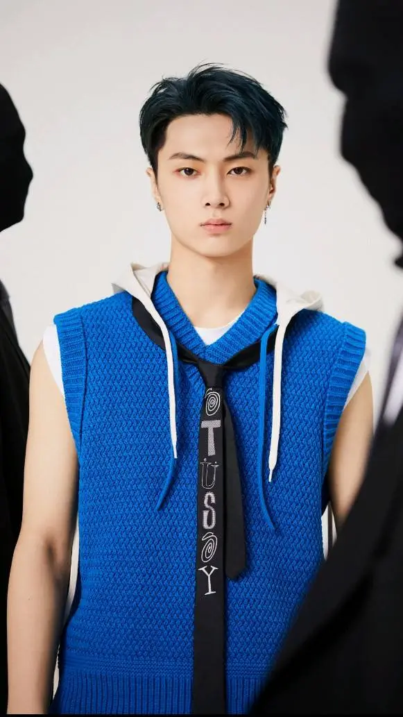 ai character: Jay (Enhypen) background