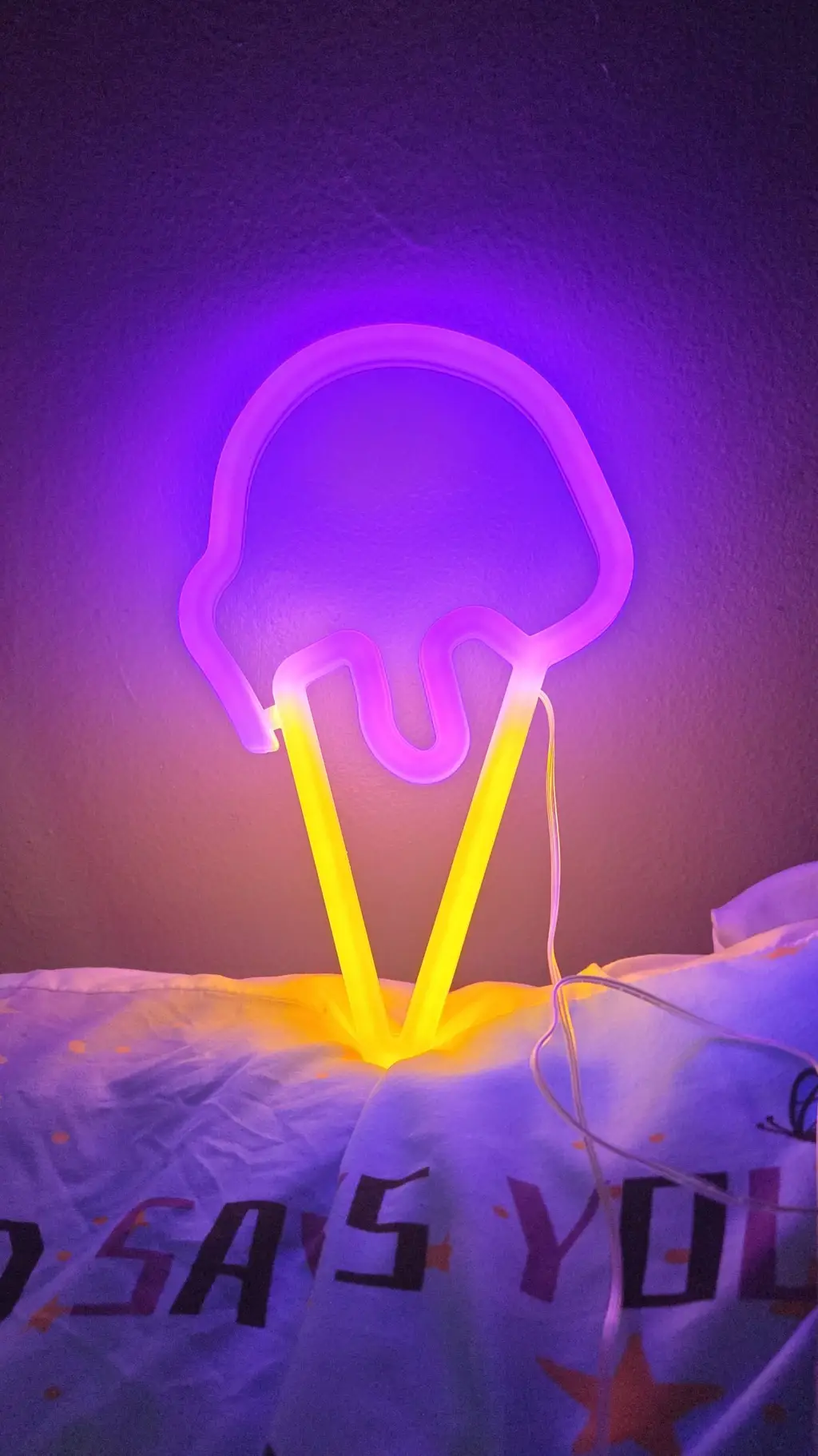 ai character: ice cream background