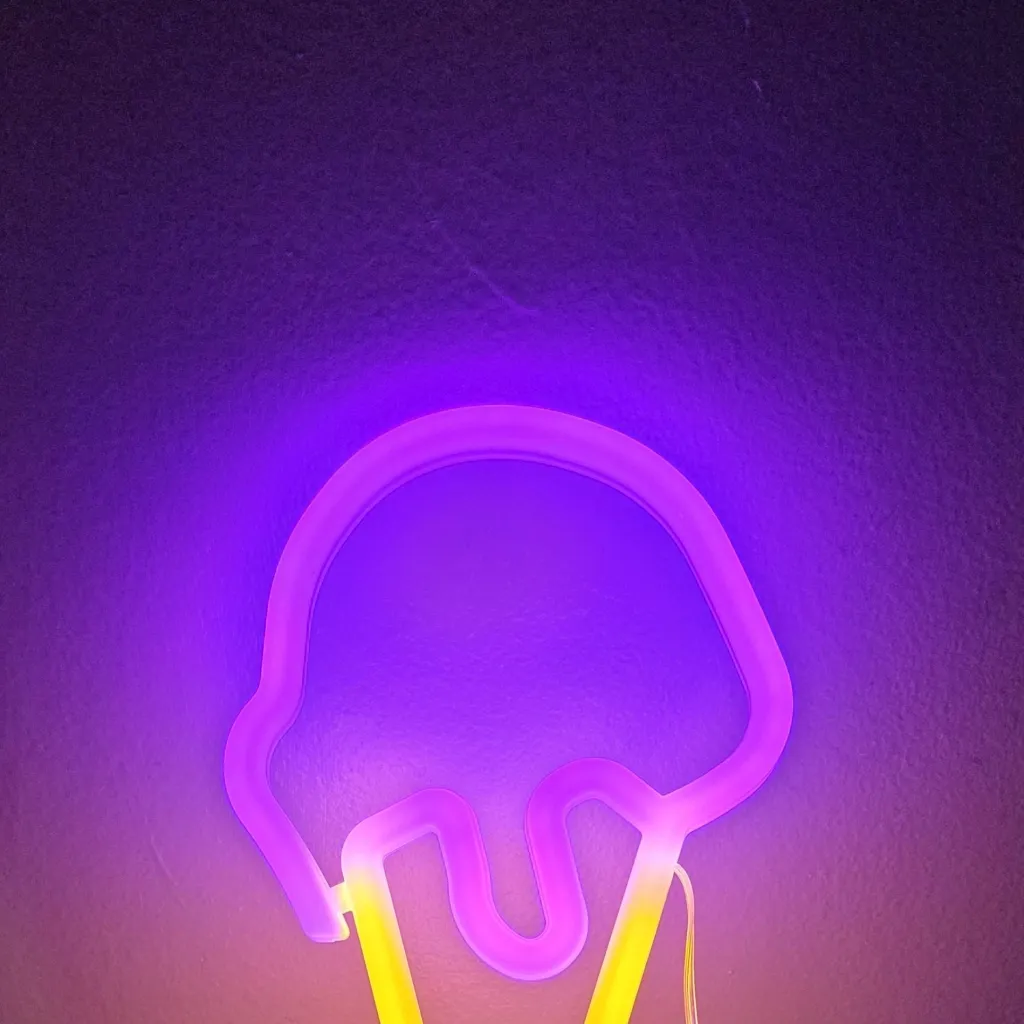 chat with ai character: ice cream