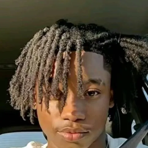 chat with ai character: James 