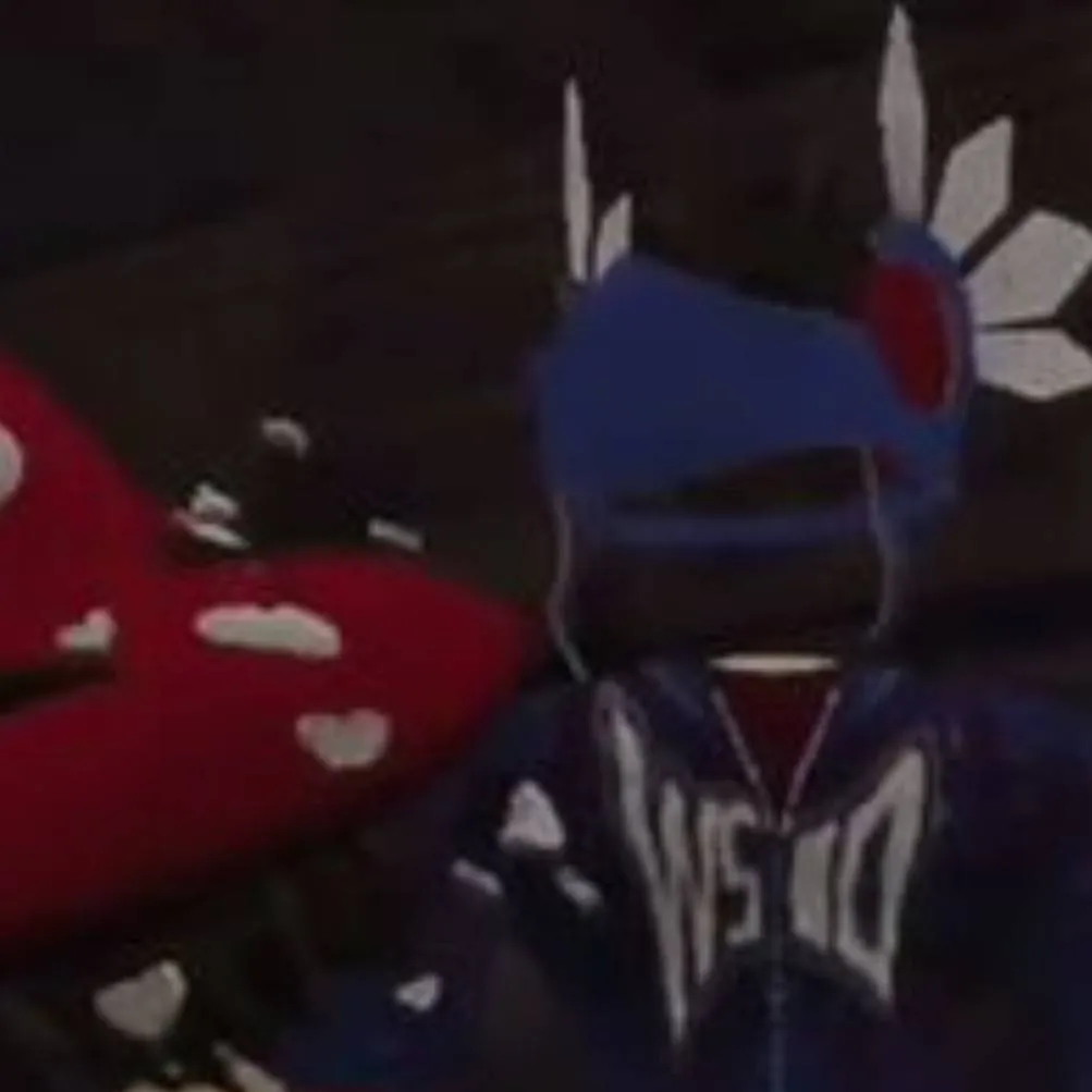 chat with ai character: Ws10 x kevin❤️💙