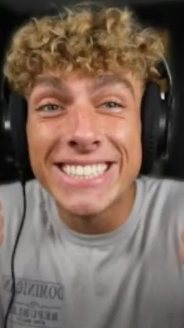 Talkie AI - Chat with Djlovesturbo/dj