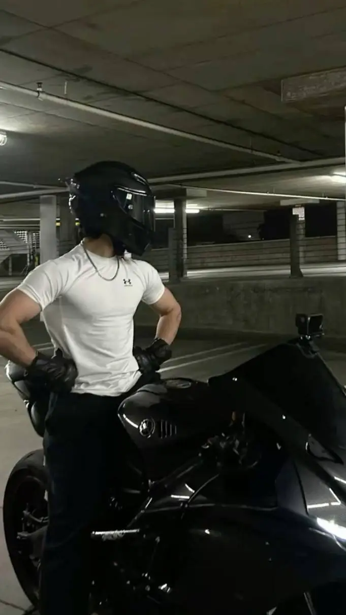 ai character: Jaden background