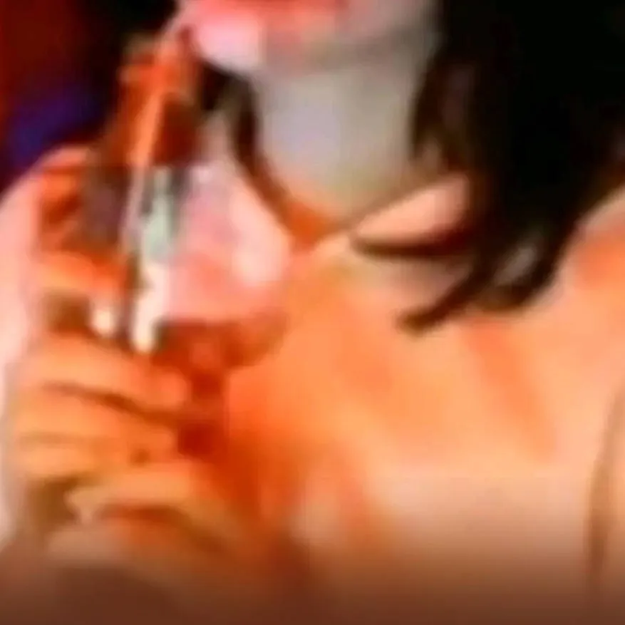 chat with ai character: Creepy accidente 