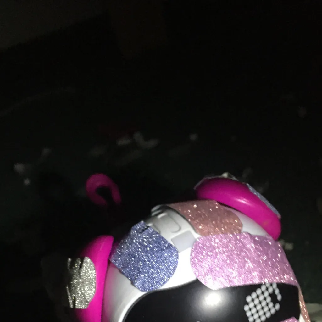 chat with ai character: Kutyuli