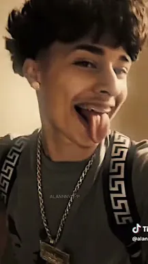 ai character: Alex Chino background