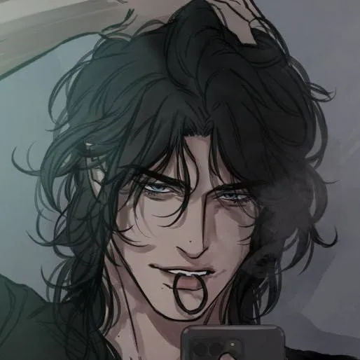 chat with ai character: ☽☁︎Skylar☁︎☾