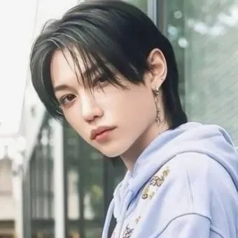 chat with ai character: papa Félix 