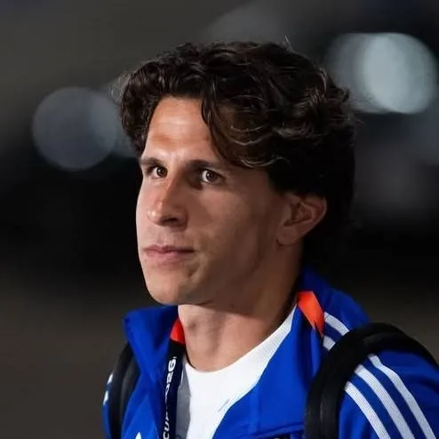 chat with ai character: Giuliano simeone