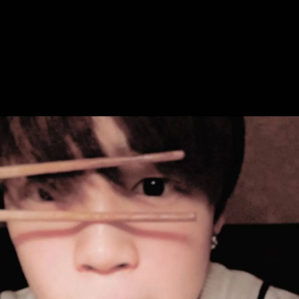 chat with ai character: jiminie <3