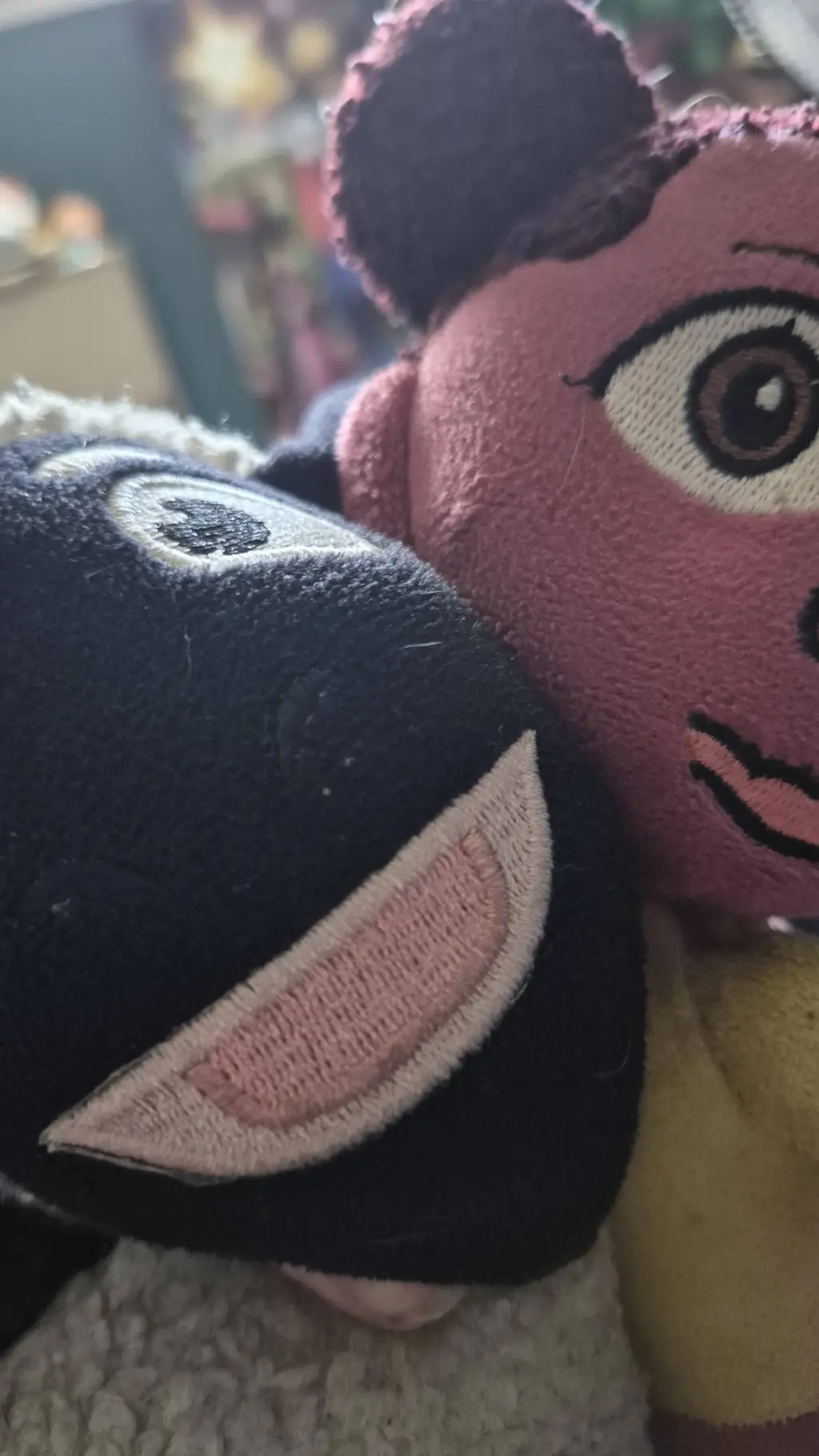 ai character: amanda and wooly  background