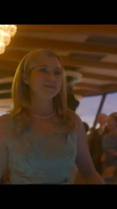 ai character: miss circle mom background