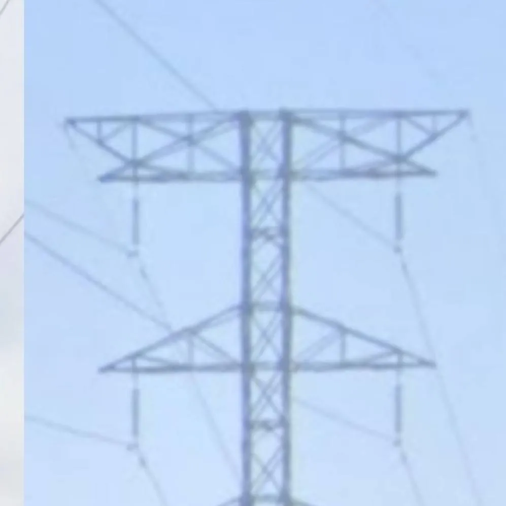 chat with ai character: Adrián Nicolás