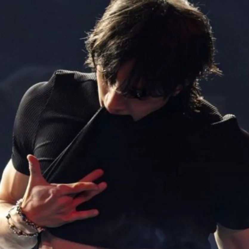 chat with ai character: Bangchan 