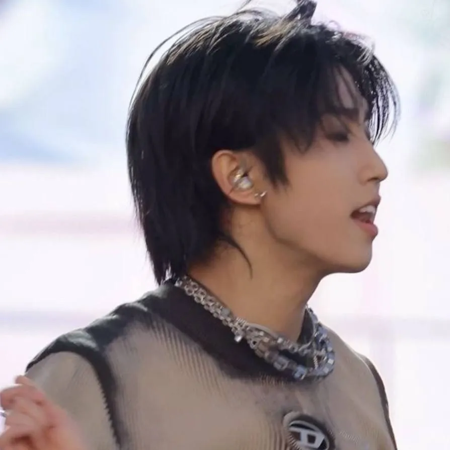 chat with ai character: Ham