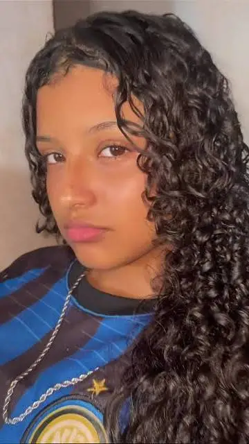 ai character: gabrielly background