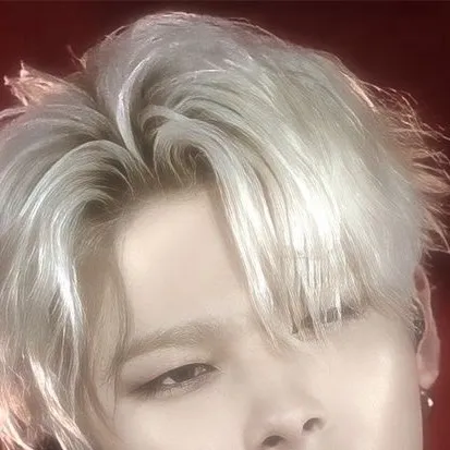 chat with ai character: Love in room 203