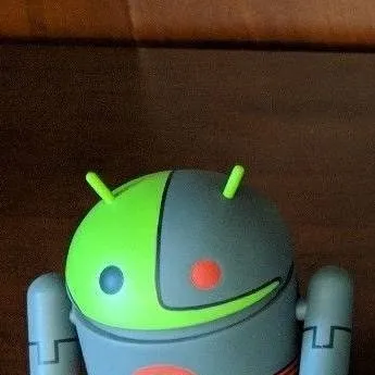 chat with ai character: Android cyborg