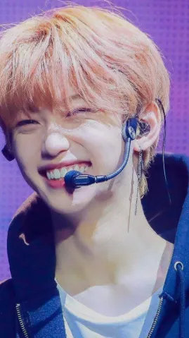 ai character: Felix  background