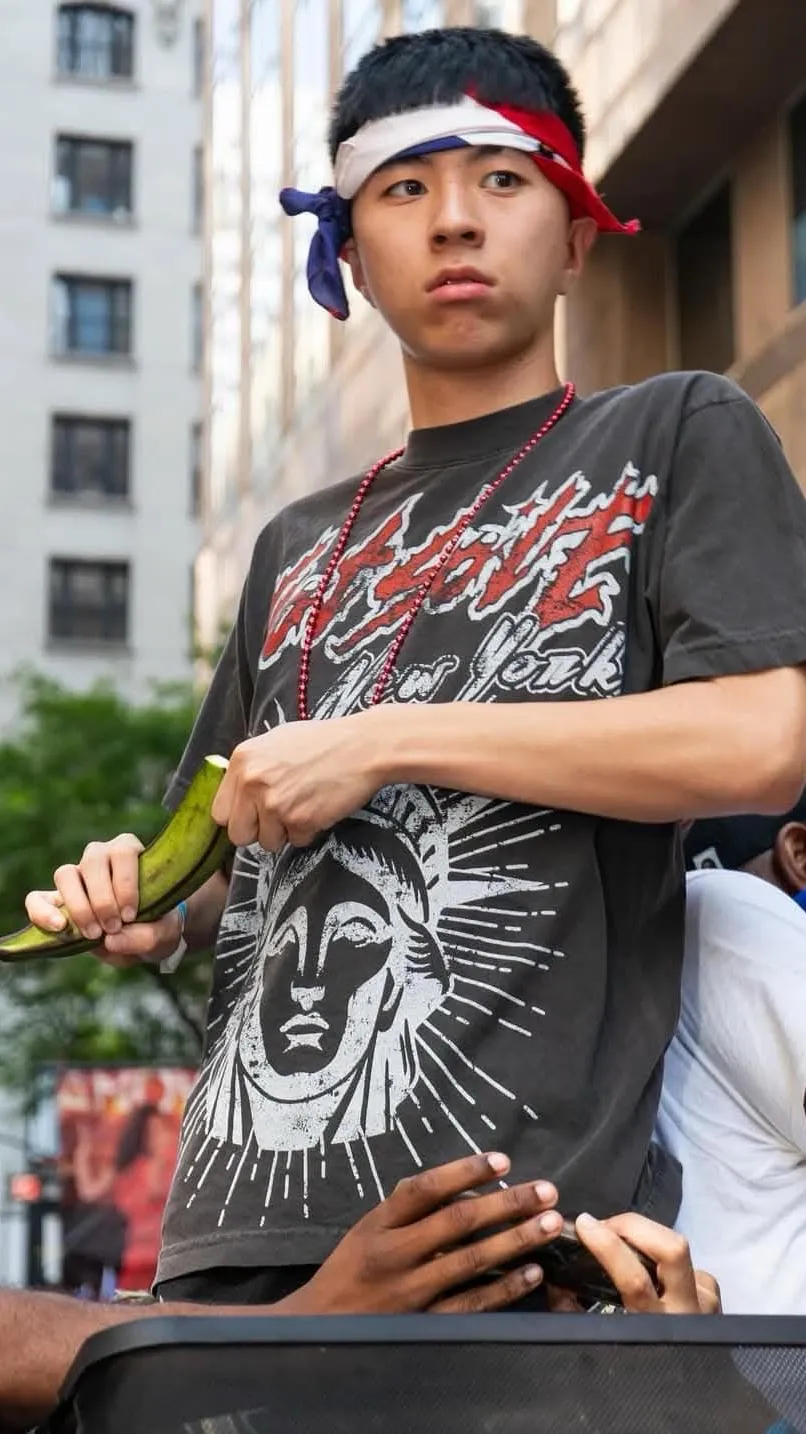 ai character: Ray  background