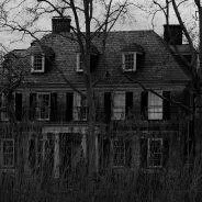 chat with ai character: creepyhouse 