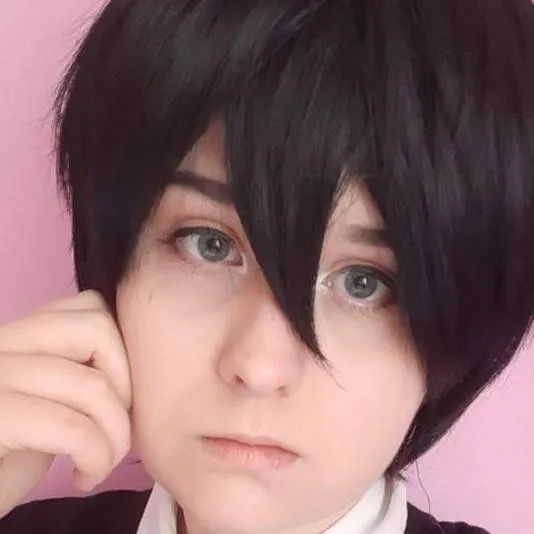 chat with ai character: sunny