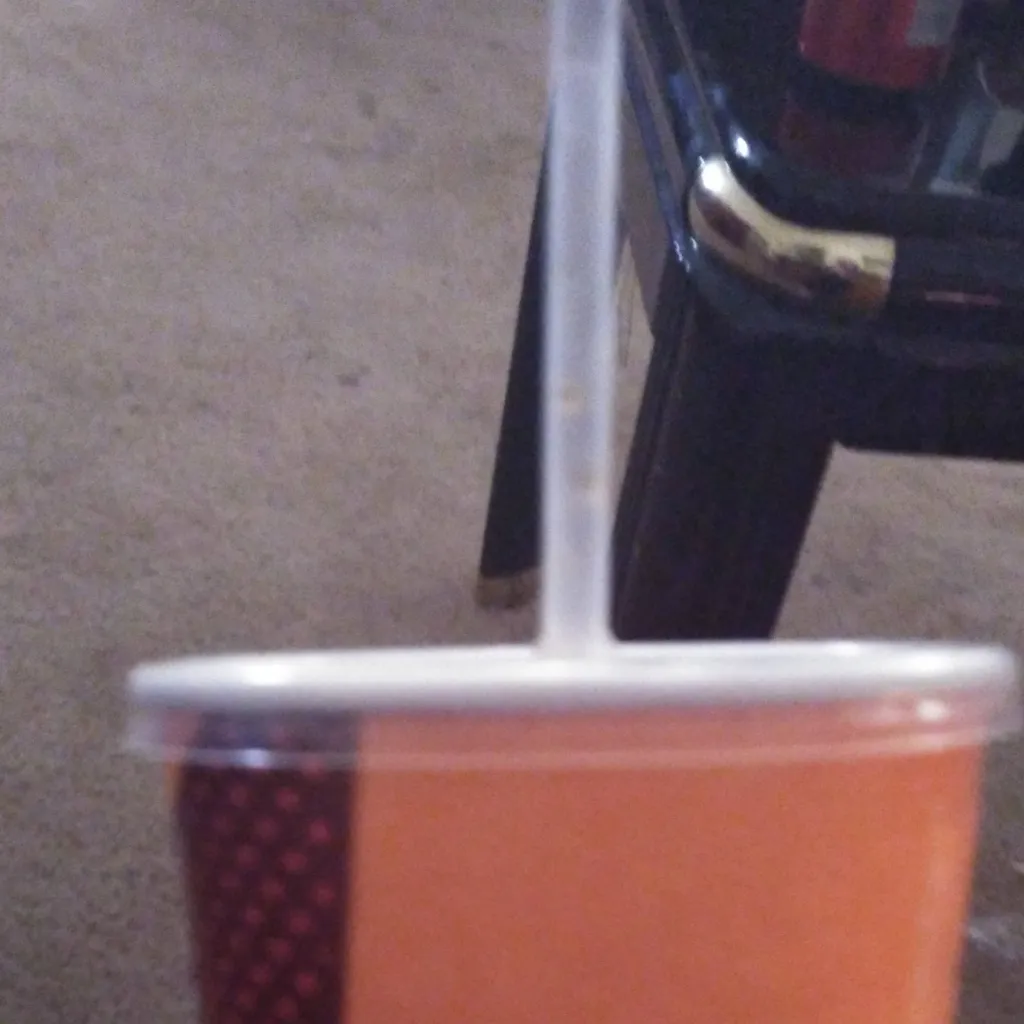 chat with ai character: Lucky toon turf 