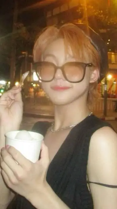 ai character: Lego lykn 1 background